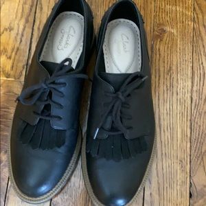 Women black shoes